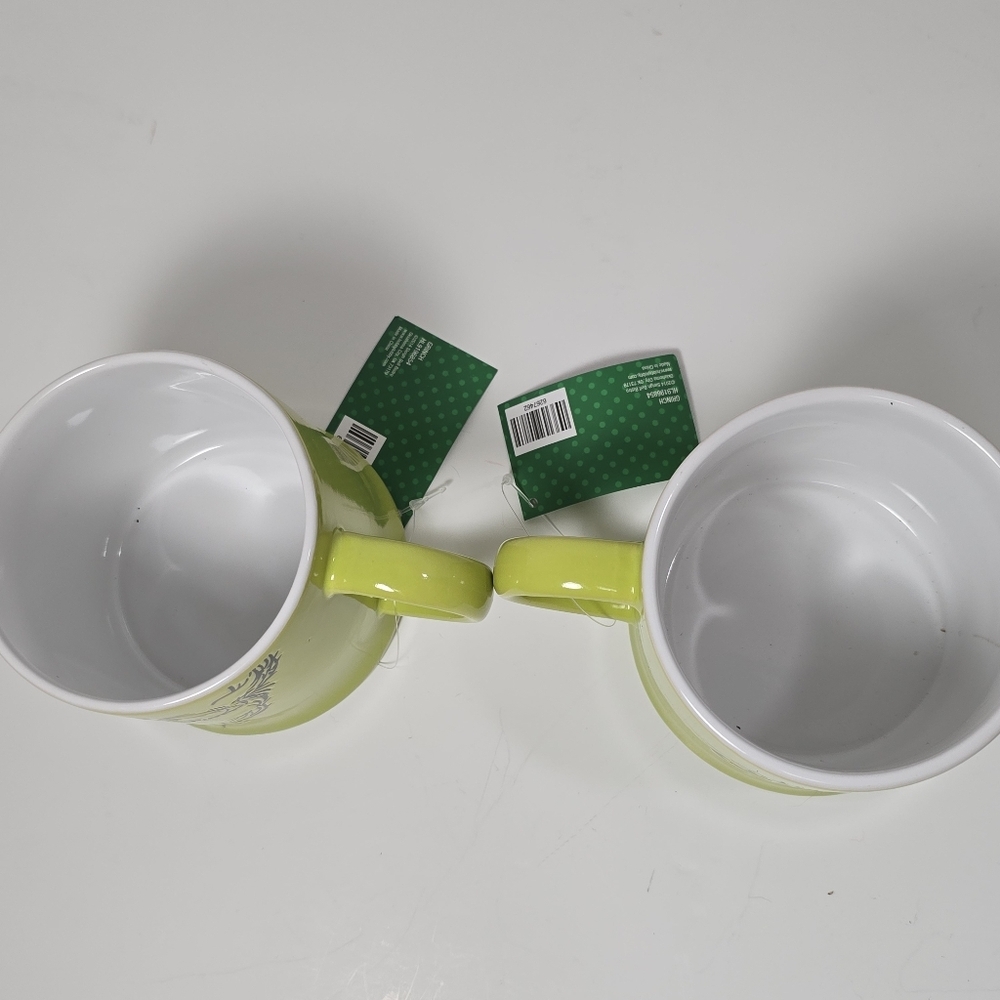 Dr Seuss Grinch Bioworld 2 Mug Set 16oz Green NWT - Picture 3 of 4
